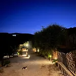 בית נופש Lagom Retreat - Askos
